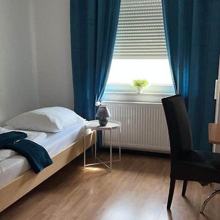 Pension An Der Hessenhalle Gießen Zewnętrze zdjęcie